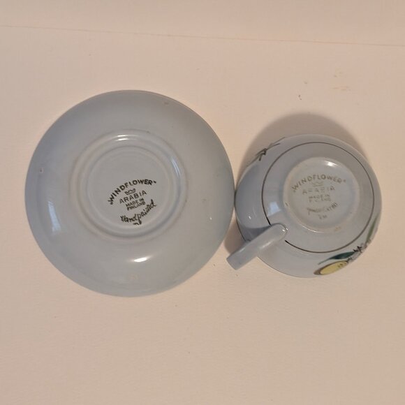 Vintage Handpainted Arabia Finland Windflower Teacup and Saucer - Picture 5 of 11